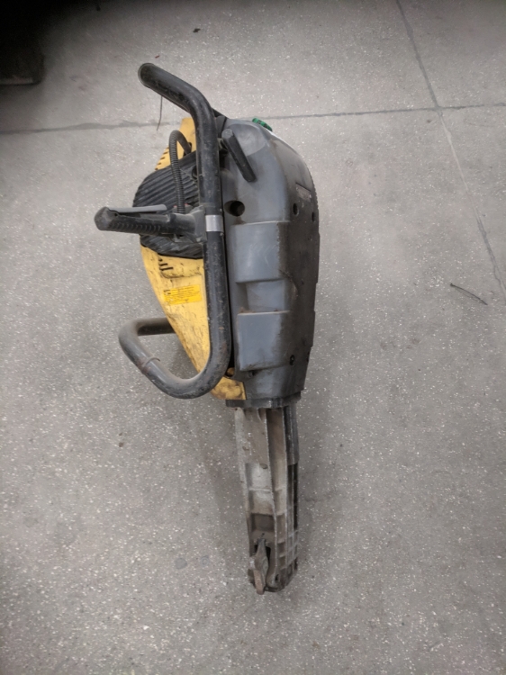 Atlas Copco Pro, Brugt benzinhammer