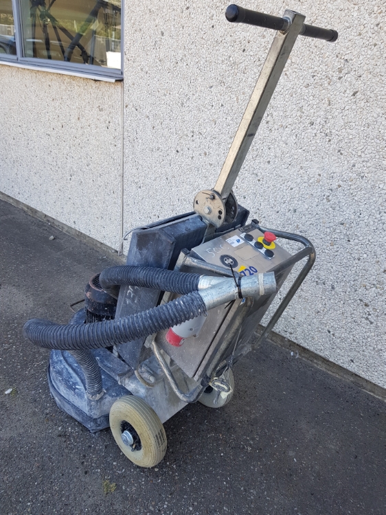 HTC 500, Brugt slibemaskine