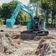 Kobelco SK140SRLC-7, Gravemaskine